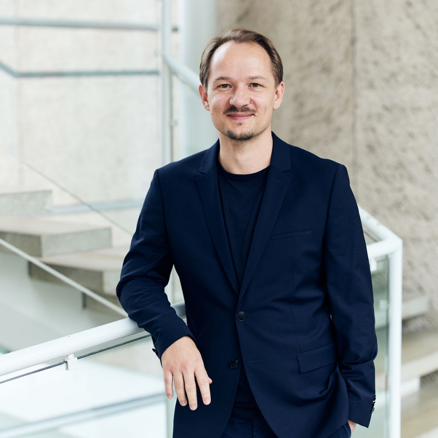 stellvertretung der IL: H-Prof. Dr. Florian Hartmann